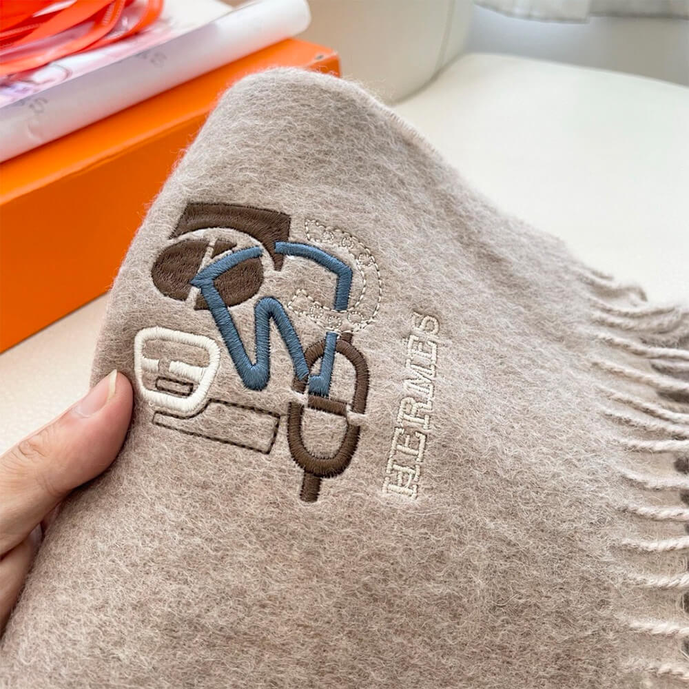 Recto-Verso PM H Puzzle Scarf