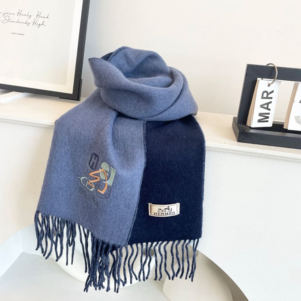 Recto-Verso PM H Puzzle Scarf