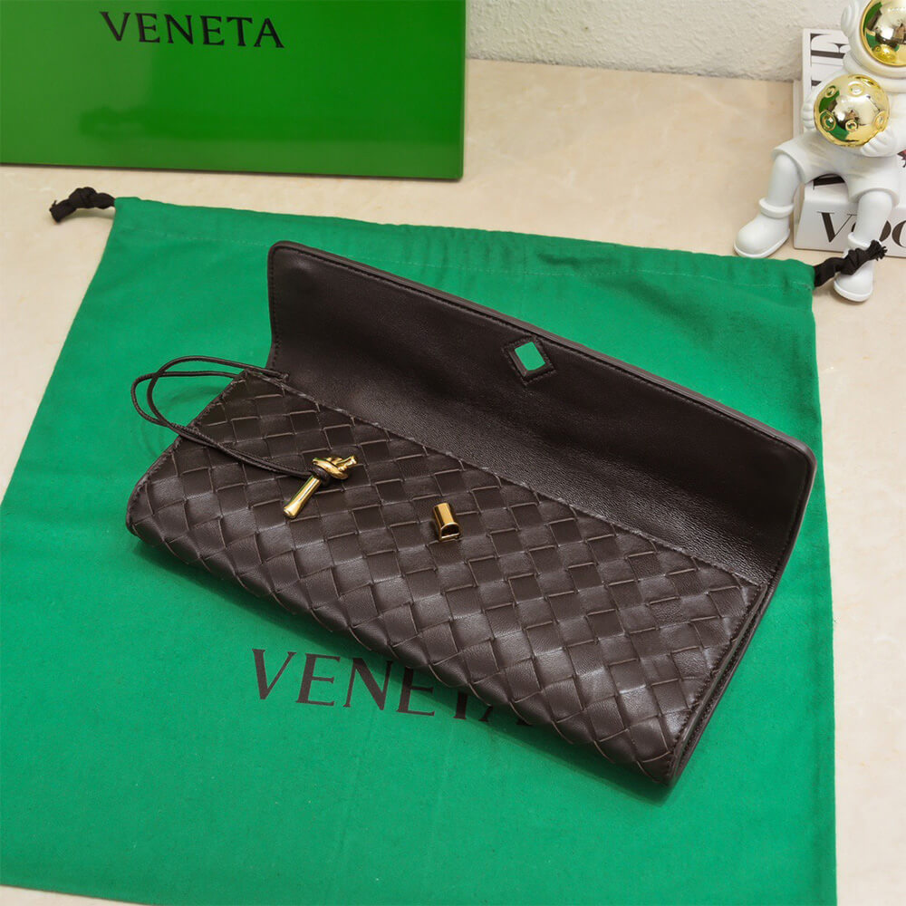 Veneta Andiamo Clutch