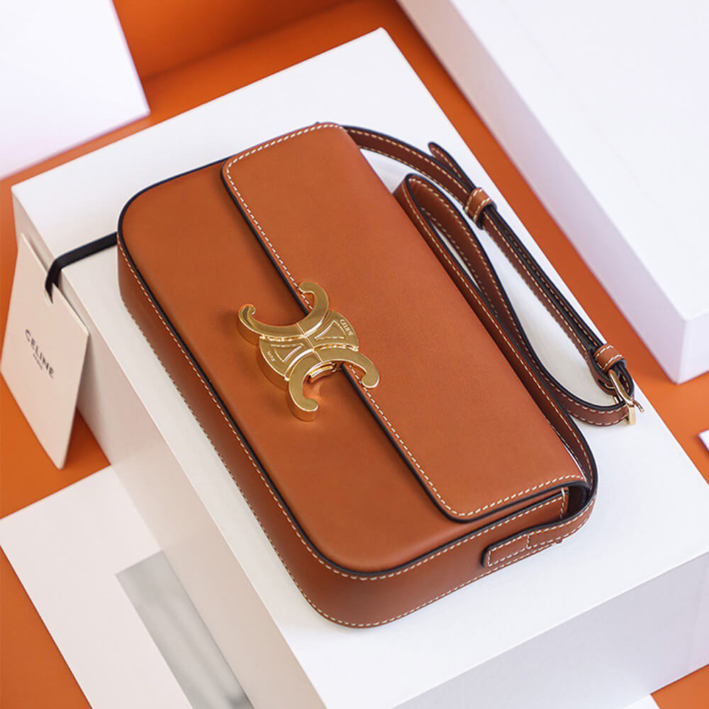 TRIOMPHE SHOULDER BAG