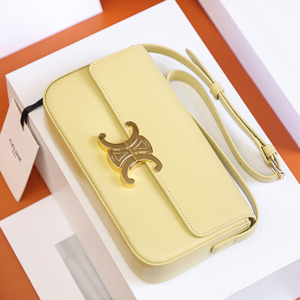 TRIOMPHE SHOULDER BAG