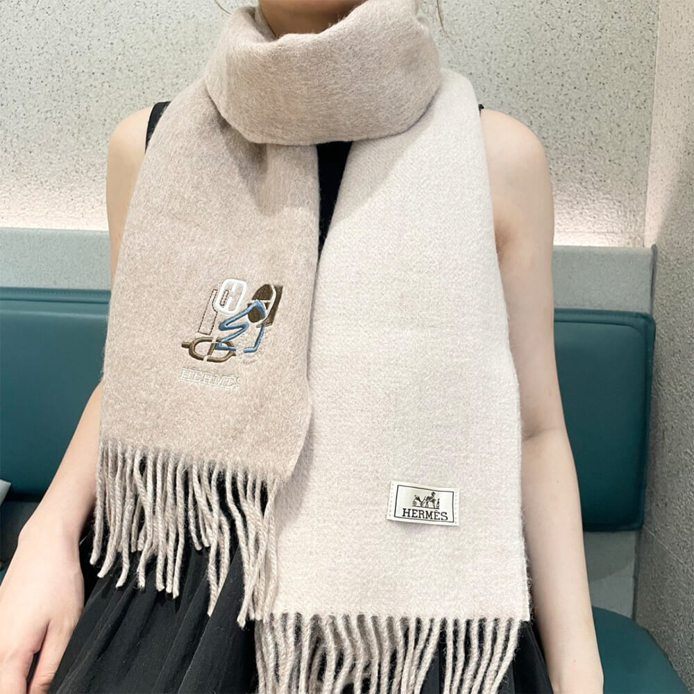 Recto-Verso PM H Puzzle Scarf