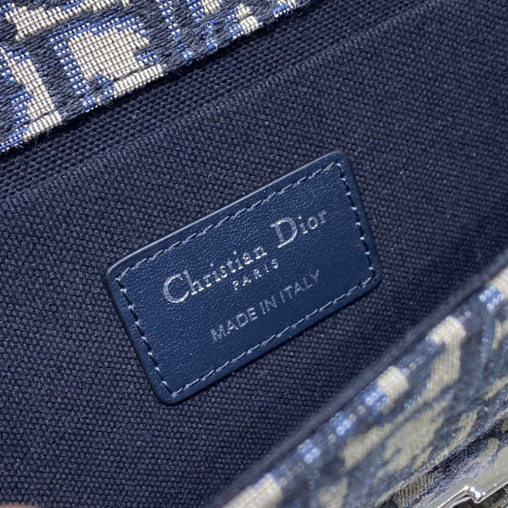 30 Montaigne East-West Bag with Chain