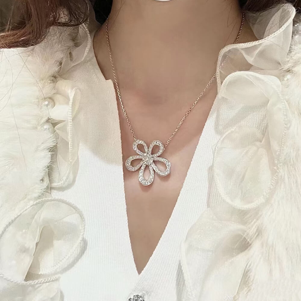 Collier Arpels 