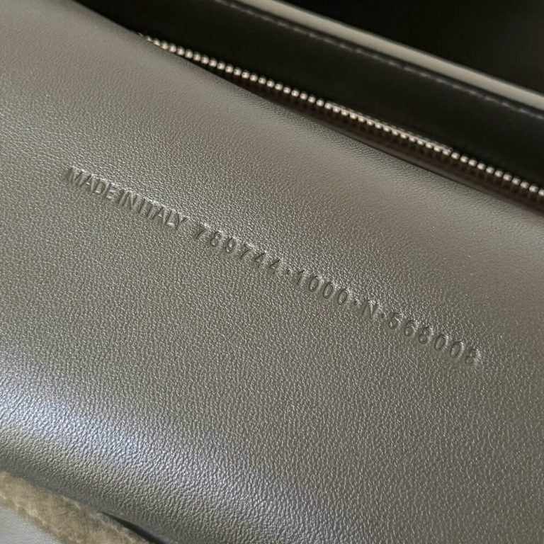 Rodeo Handbag Large Suede