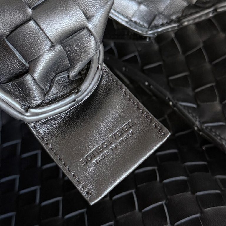 Veneta Medium Campana