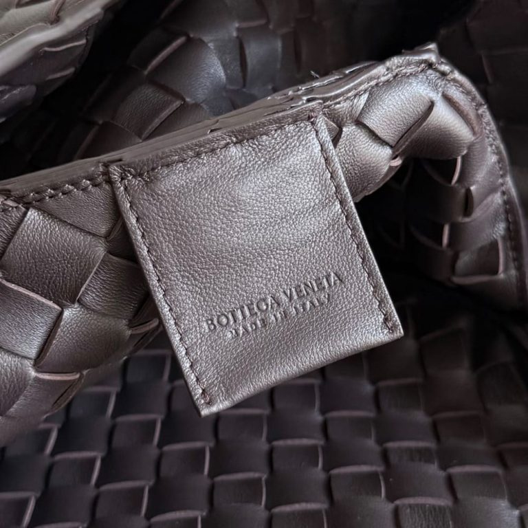 Veneta Medium Campana