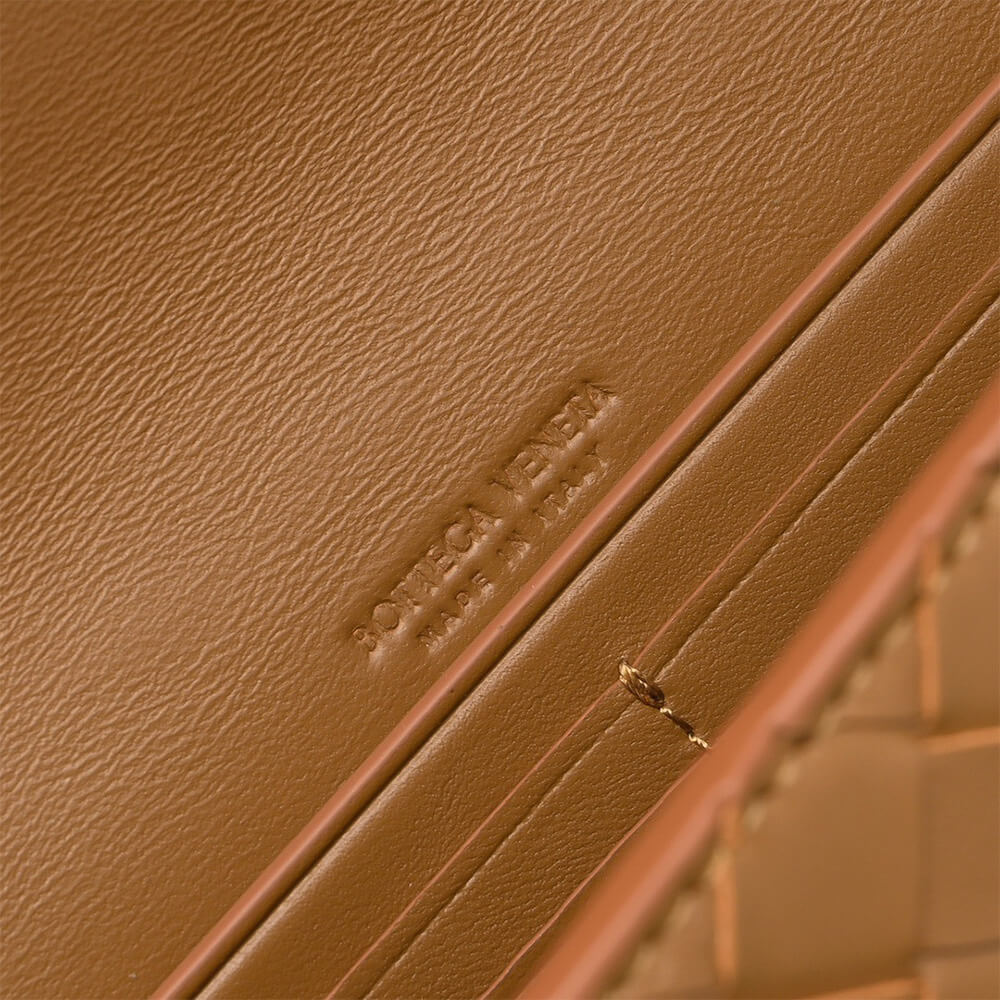 Veneta Andiamo Clutch