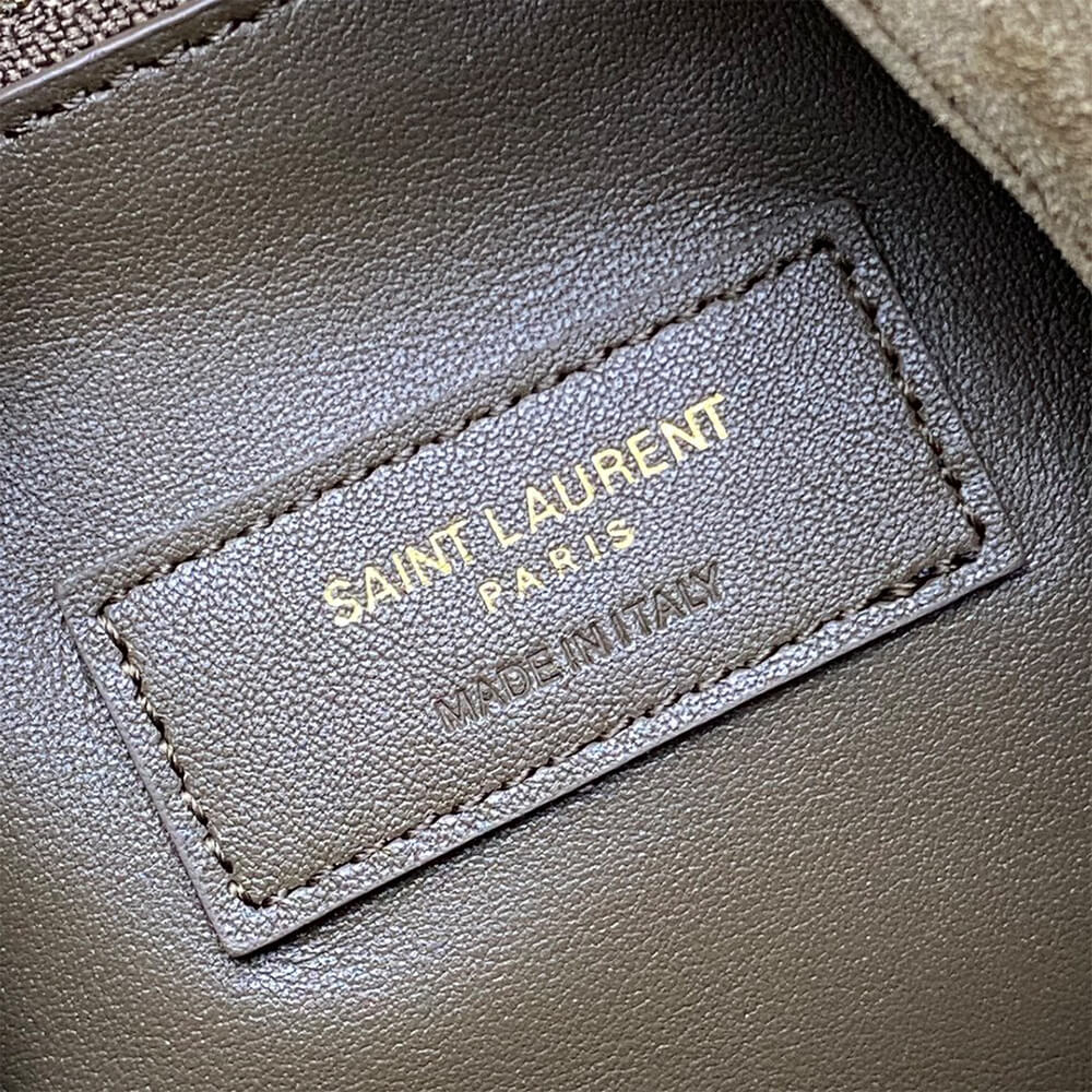 le 5 a 7 supple small suede