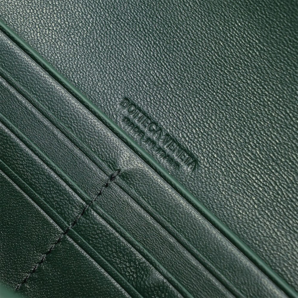 Veneta Andiamo Clutch