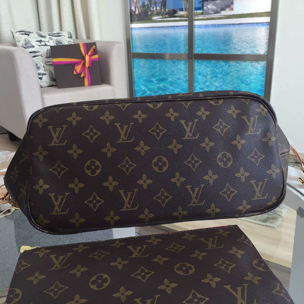 Neverfull MM Bag Monogram Canvas M40996