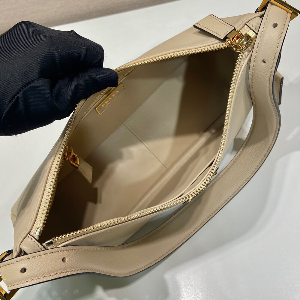 Aimée Medium Leather Shoulder Bag