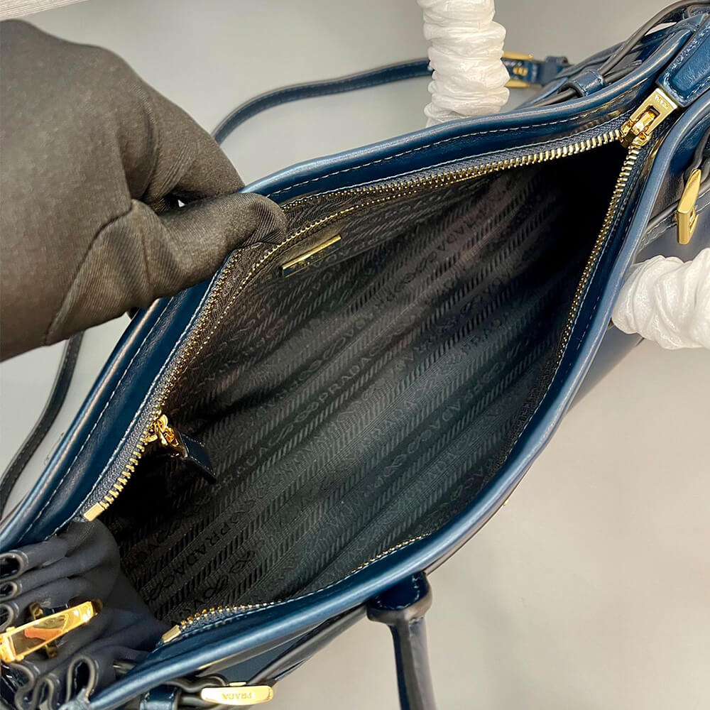 Medium Leather Handbag