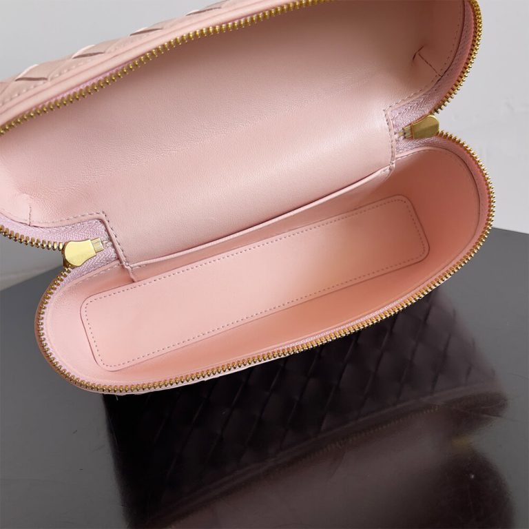 Veneta Bang Bang Vanity Case