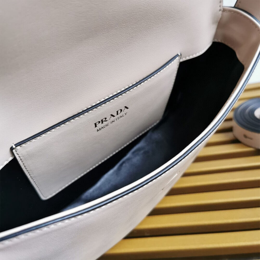 Arque Leather Shoulder Bag with Flap