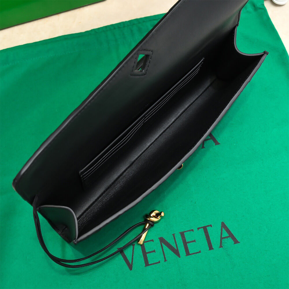 Veneta Andiamo Clutch