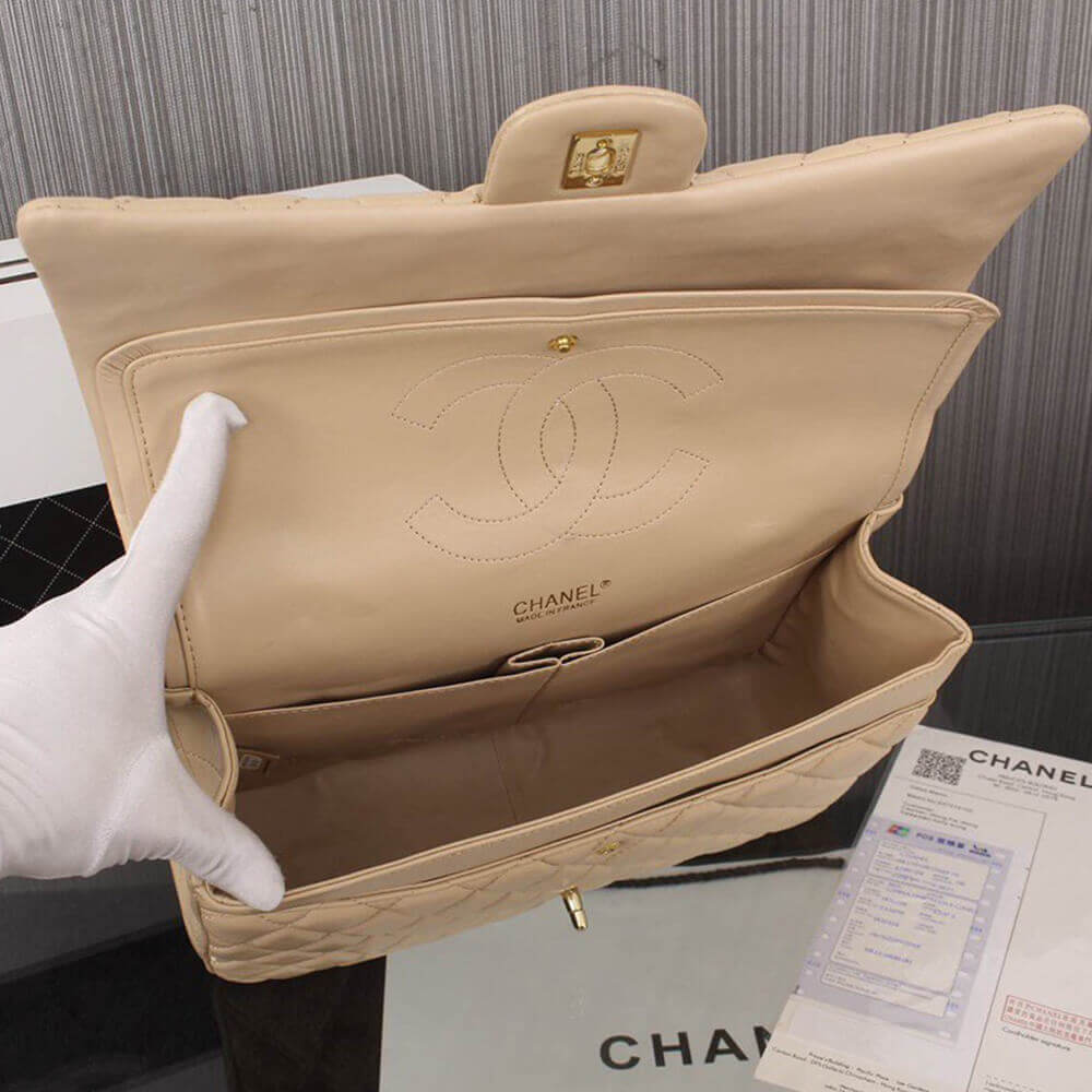 Classic Maxi Handbag