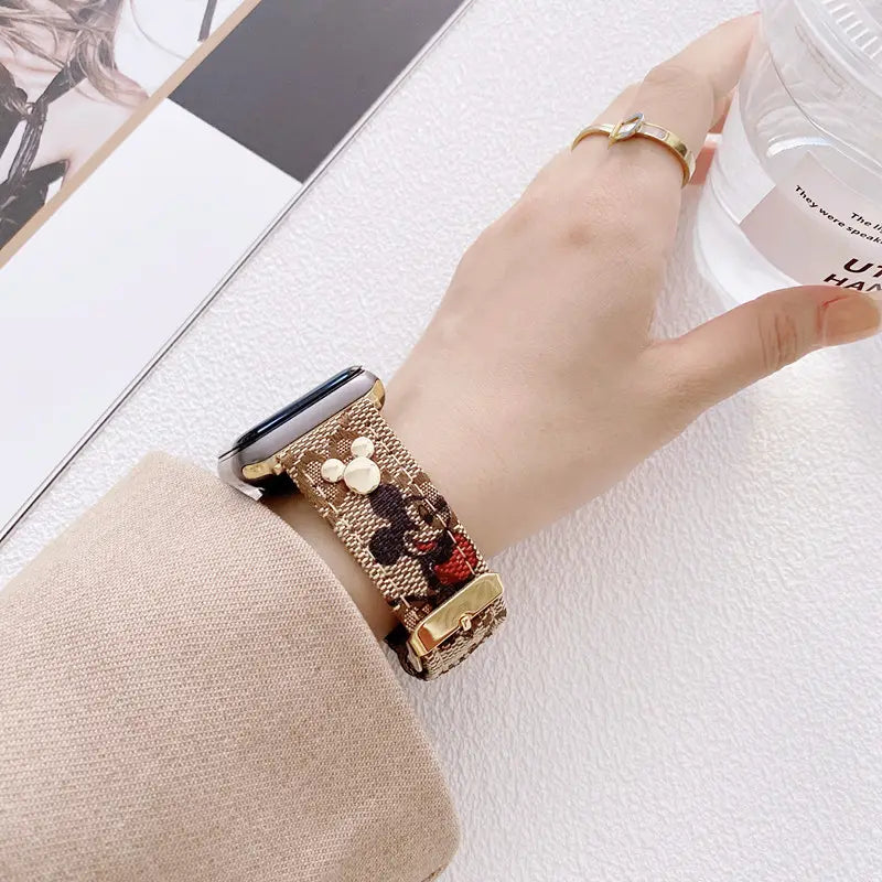 Fashion Gucci Design Apple Watch Band Wrist Strap / Brown