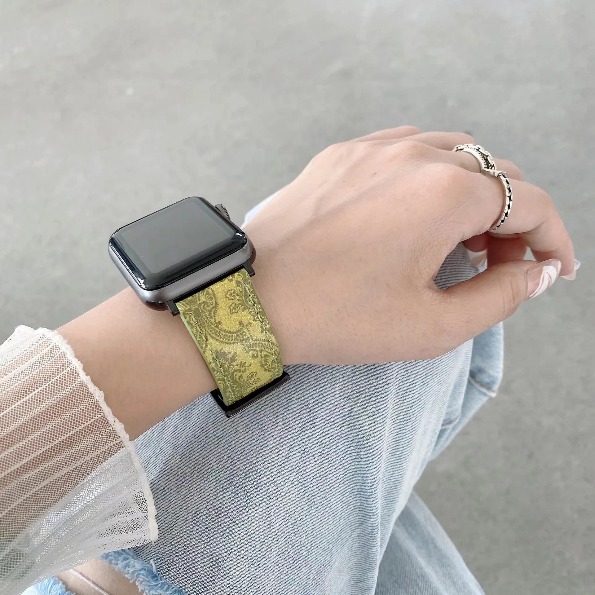 Luxury Gucci Leather Apple Watch Band Wrist Strap / Green