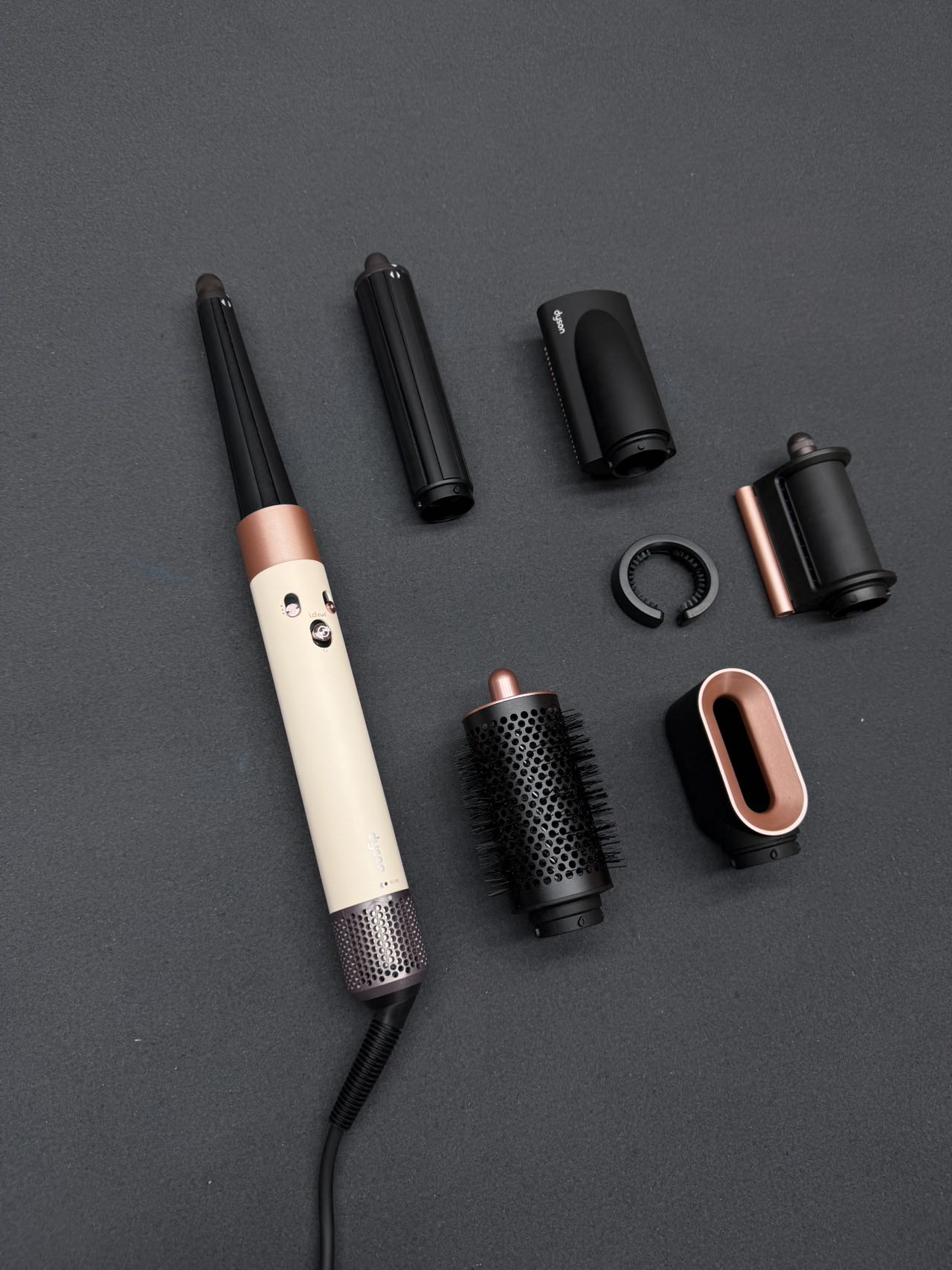 Dys0n Airwrap i.d.™ multi-styler et sèche-cheveux Lisse+Ondulé