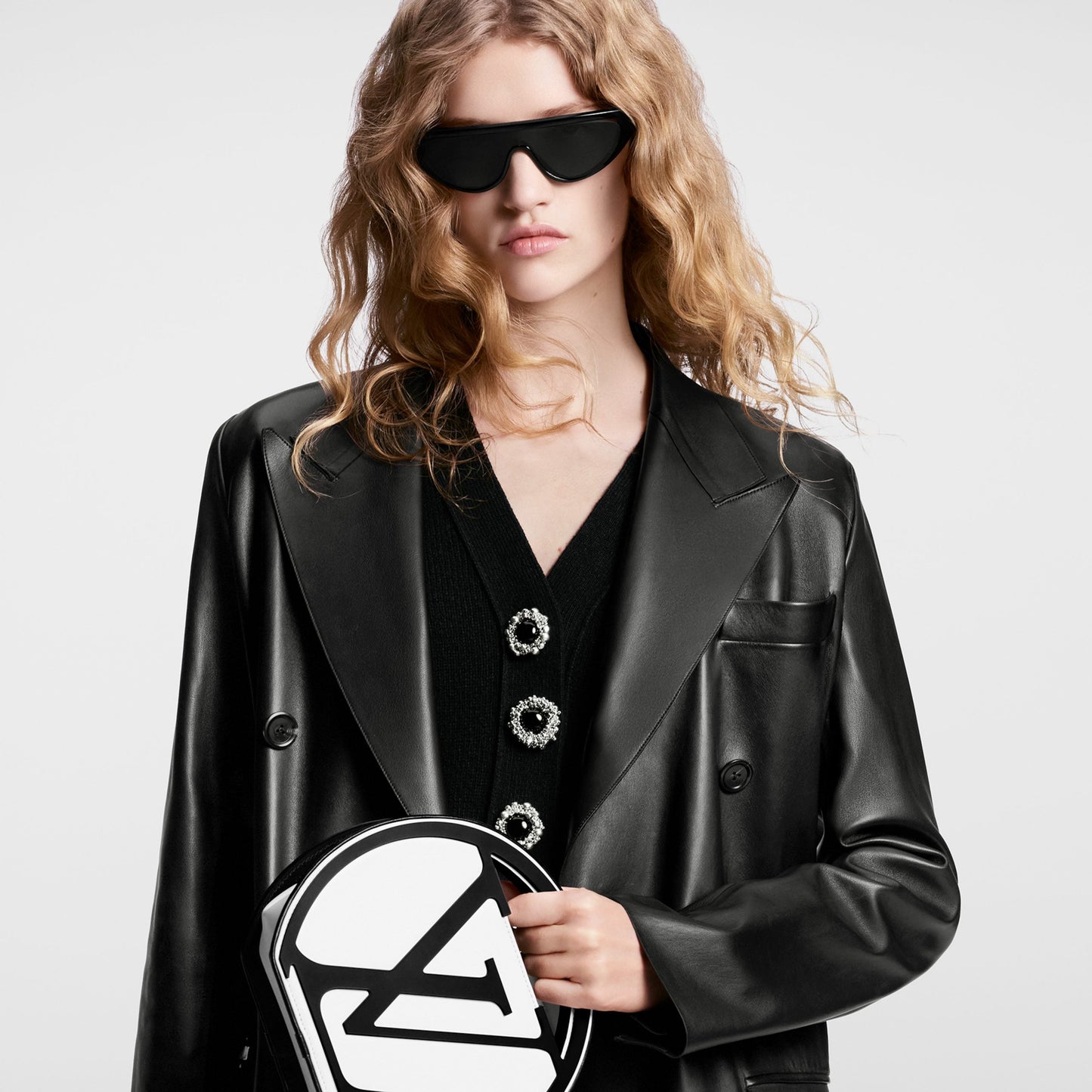 M25109 Around Me PM White/Black