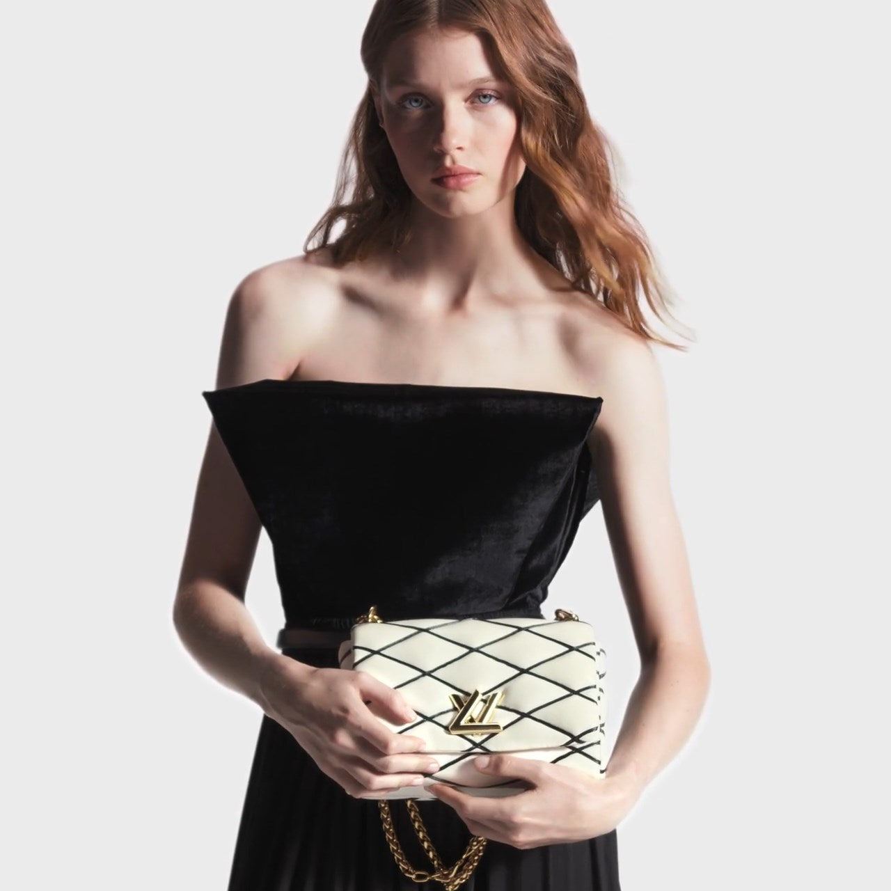 M22890 GO-14 MM White/Black