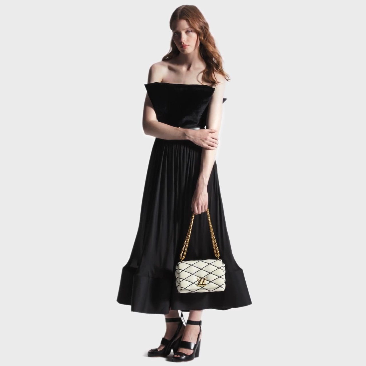 M22890 GO-14 MM White/Black