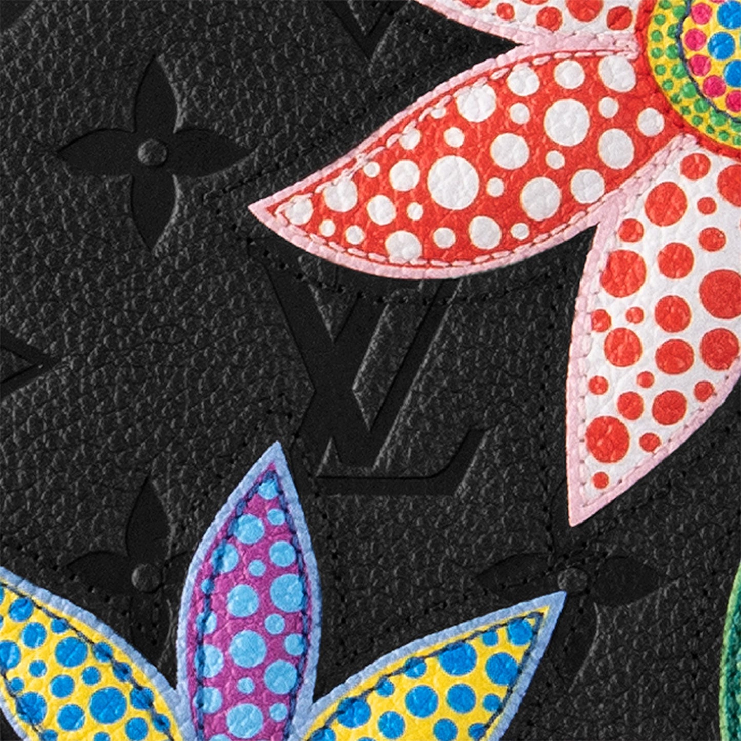 x YK OnTheGo MM M46416 Black