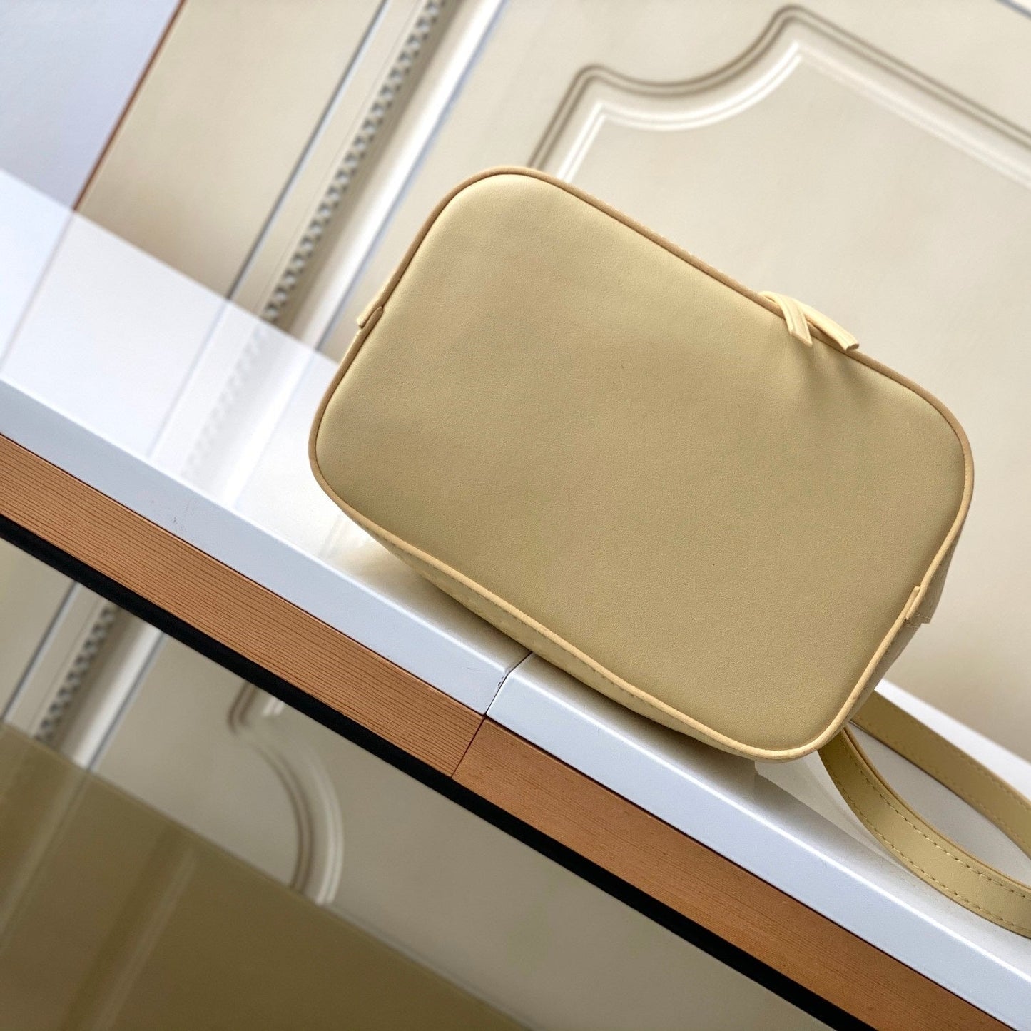 M22599 Calfskin Yellow Néonoé BB